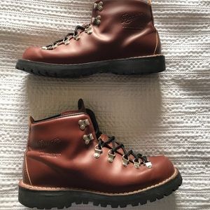 Danner Mountain Light x J Crew